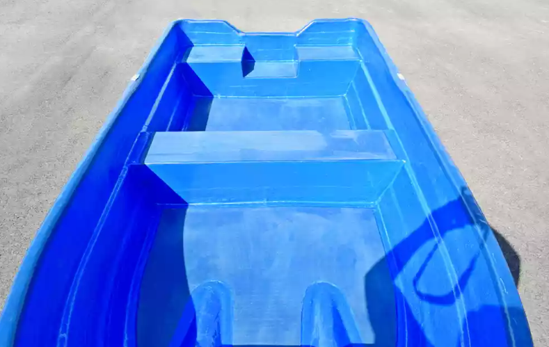 Стеклопластиковая лодка Neman-340 (тримаран) в Ангарске