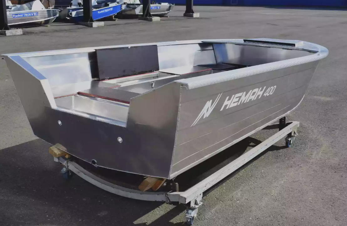 Алюминиевая лодка Неман-400 Р PRO в Ангарске