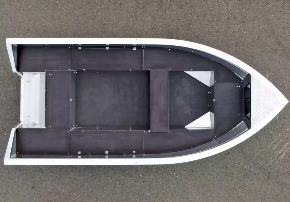 Алюминиевая лодка  Неман-420 в Ангарске