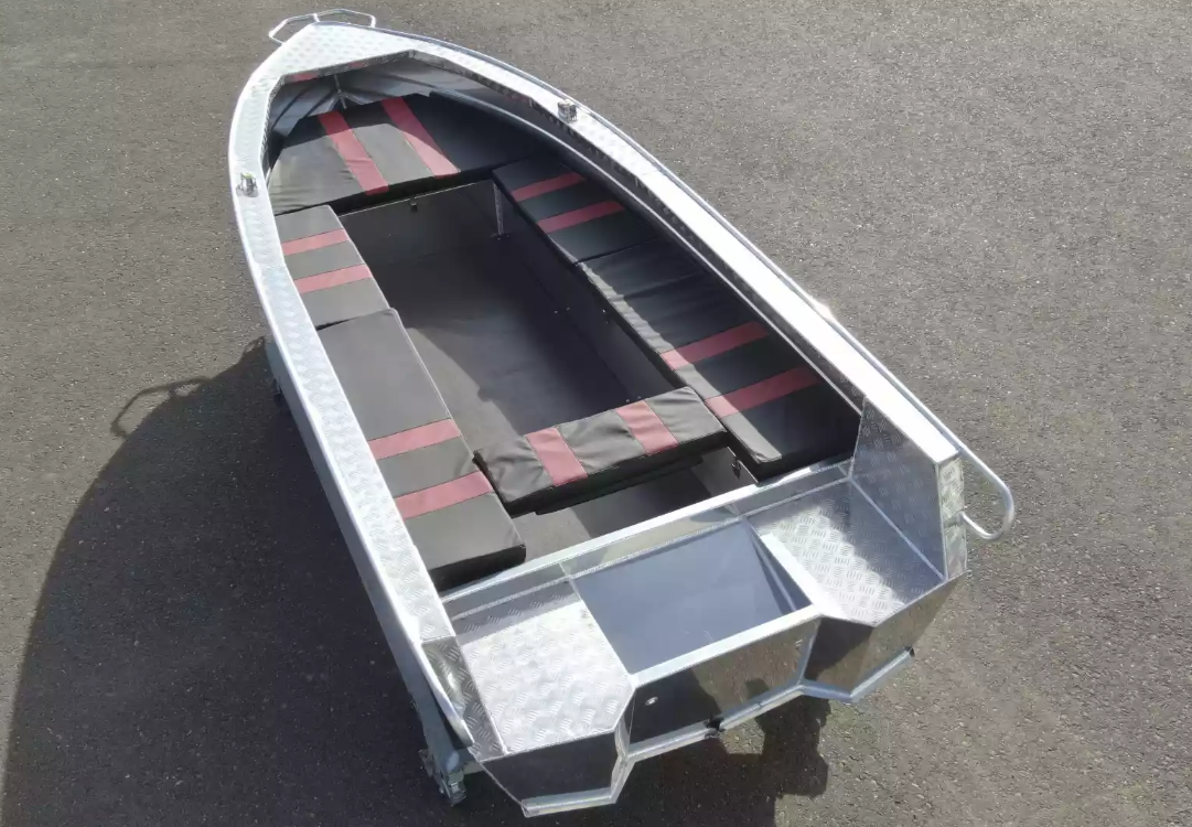 Алюминиевая лодка Wyatboat-390РМ увеличенный борт в Ангарске