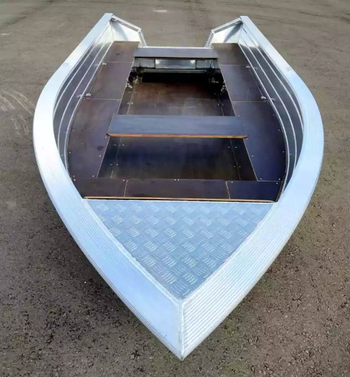 Алюминиевая лодка Неман-400 в Ангарске