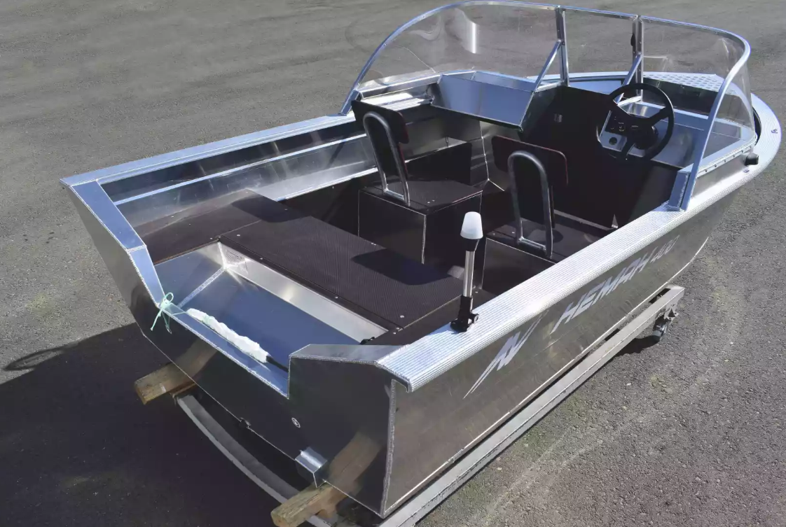 Алюминиевая лодка  Неман-400 DCM в Ангарске