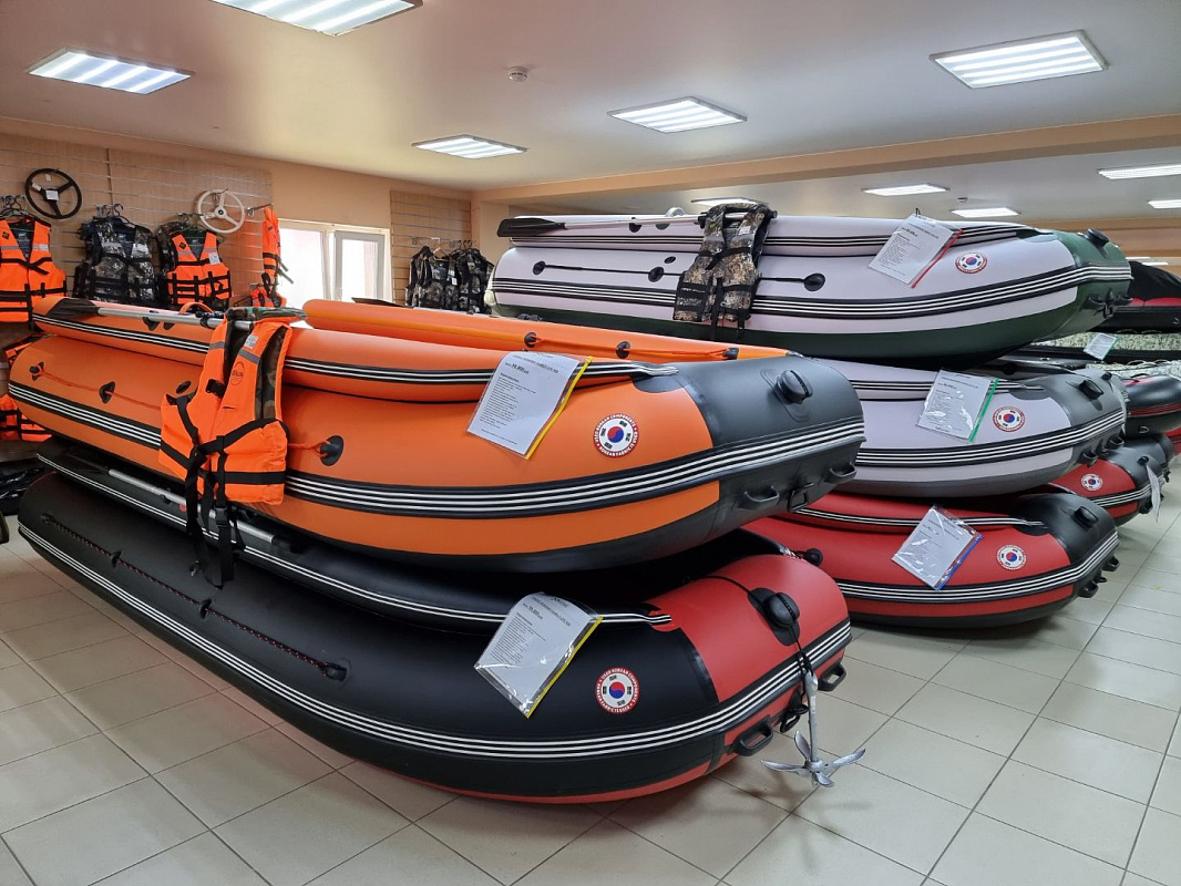 Лодка MISHIMO FAMILY LITE DF 400 в Ангарске