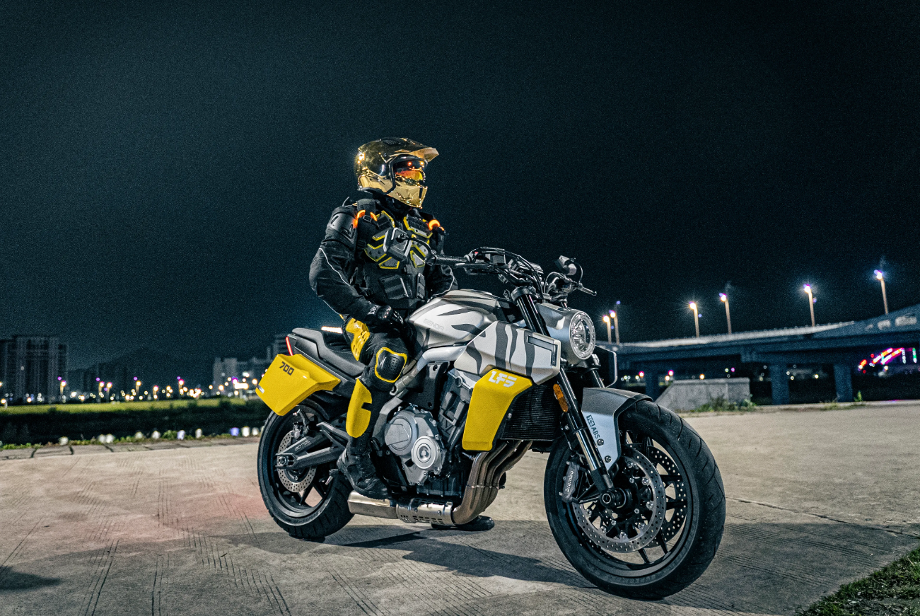 Мотоцикл Benda LFS 700 в Ангарске