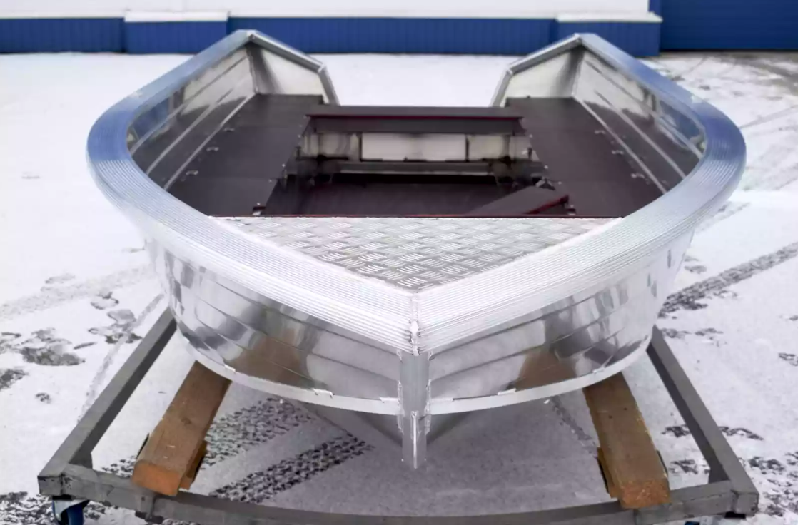 Алюминиевая лодка Неман-400 в Ангарске