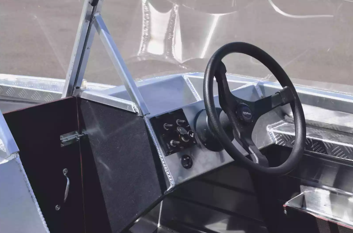 Алюминиевая лодка Wyatboat-390 DCM в Ангарске