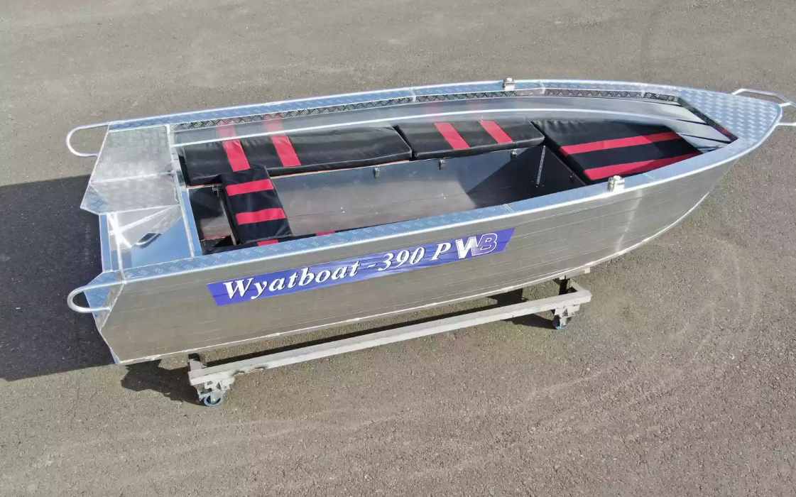 Алюминиевая лодка Wyatboat-390РМ увеличенный борт в Ангарске