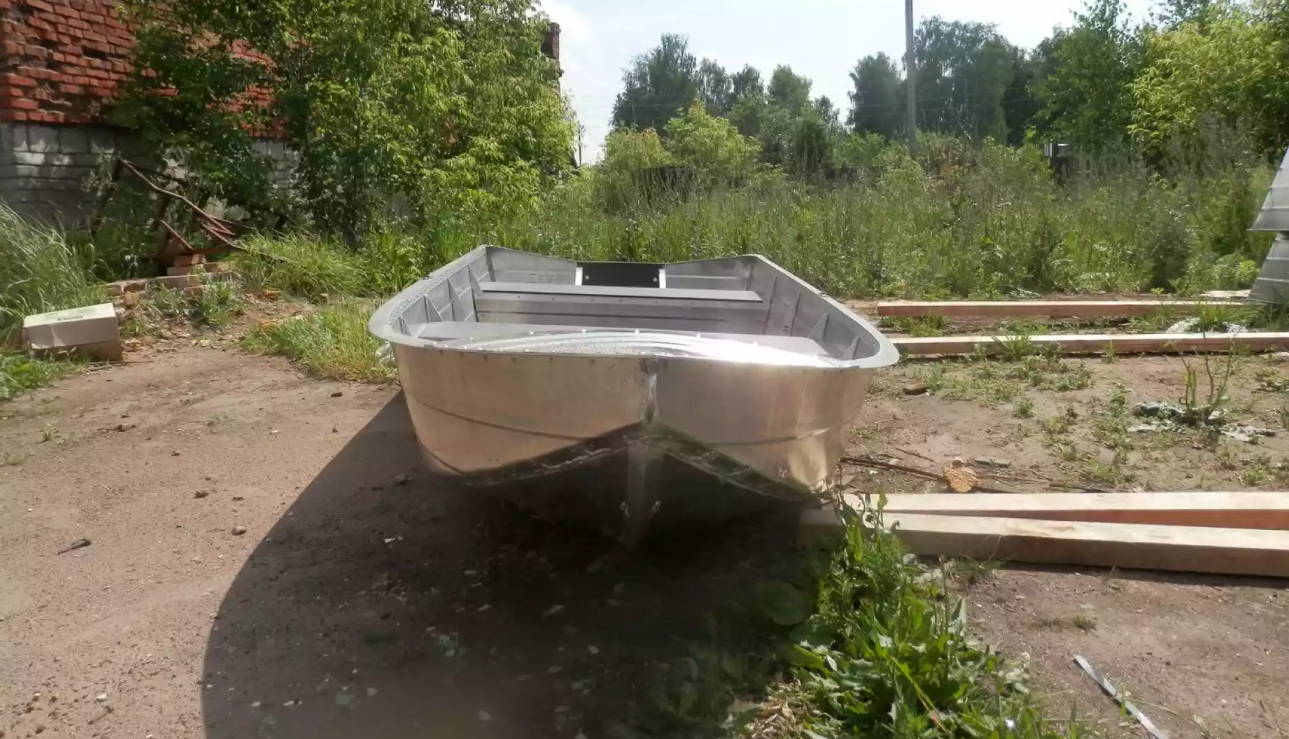 Алюминиевая лодка Вятка-Профи 32 в Ангарске