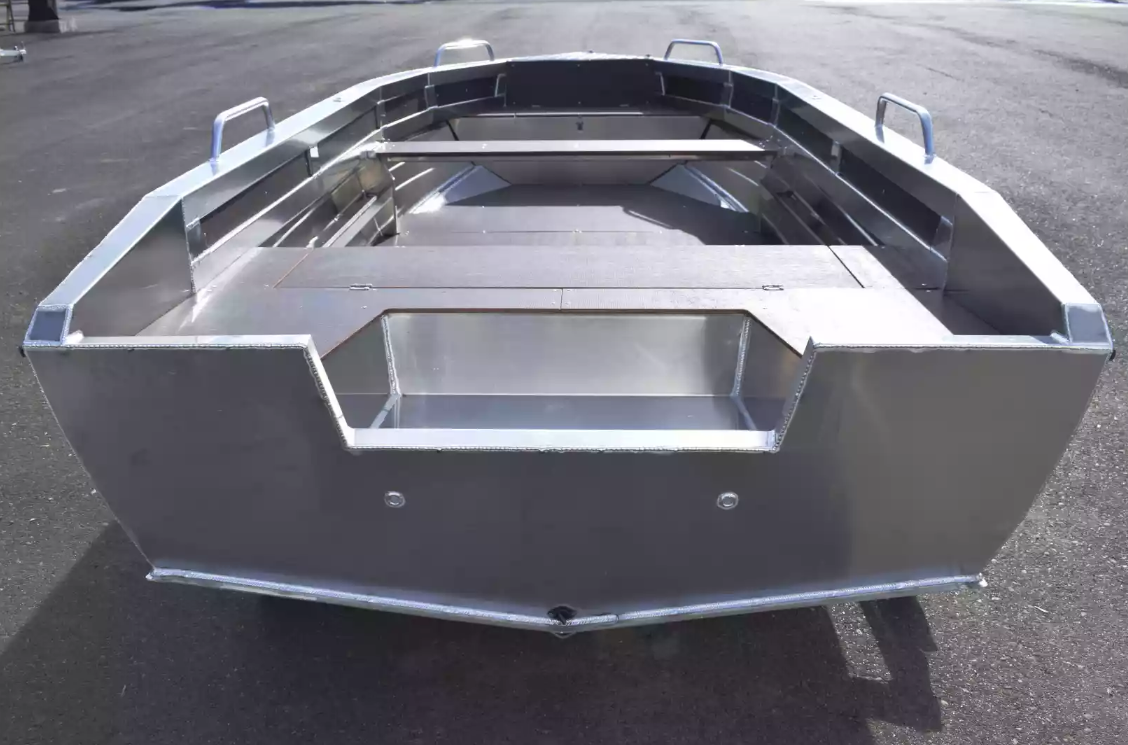 Алюминиевая лодка  Неман-480 Р в Ангарске