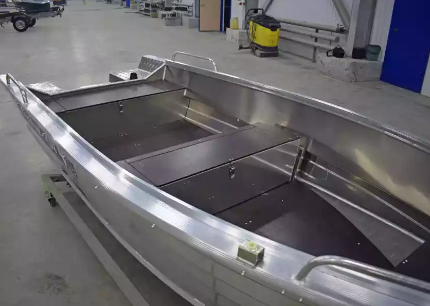 Алюминиевая лодка  Wyatboat-430 Р в Ангарске