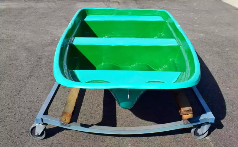 Стеклопластиковая лодка Старт (тримаран) в Ангарске