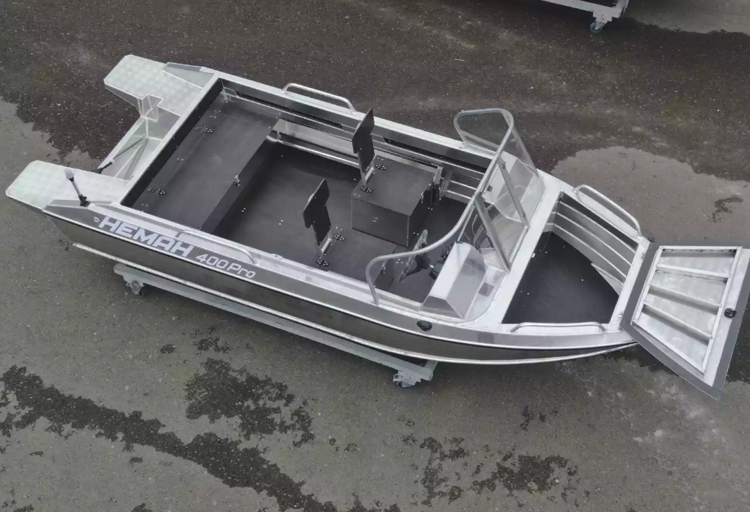 Алюминиевая лодка  Neman-400 PRO в Ангарске