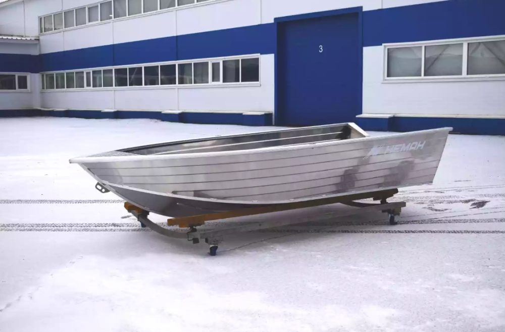 Алюминиевая лодка Неман-400 в Ангарске