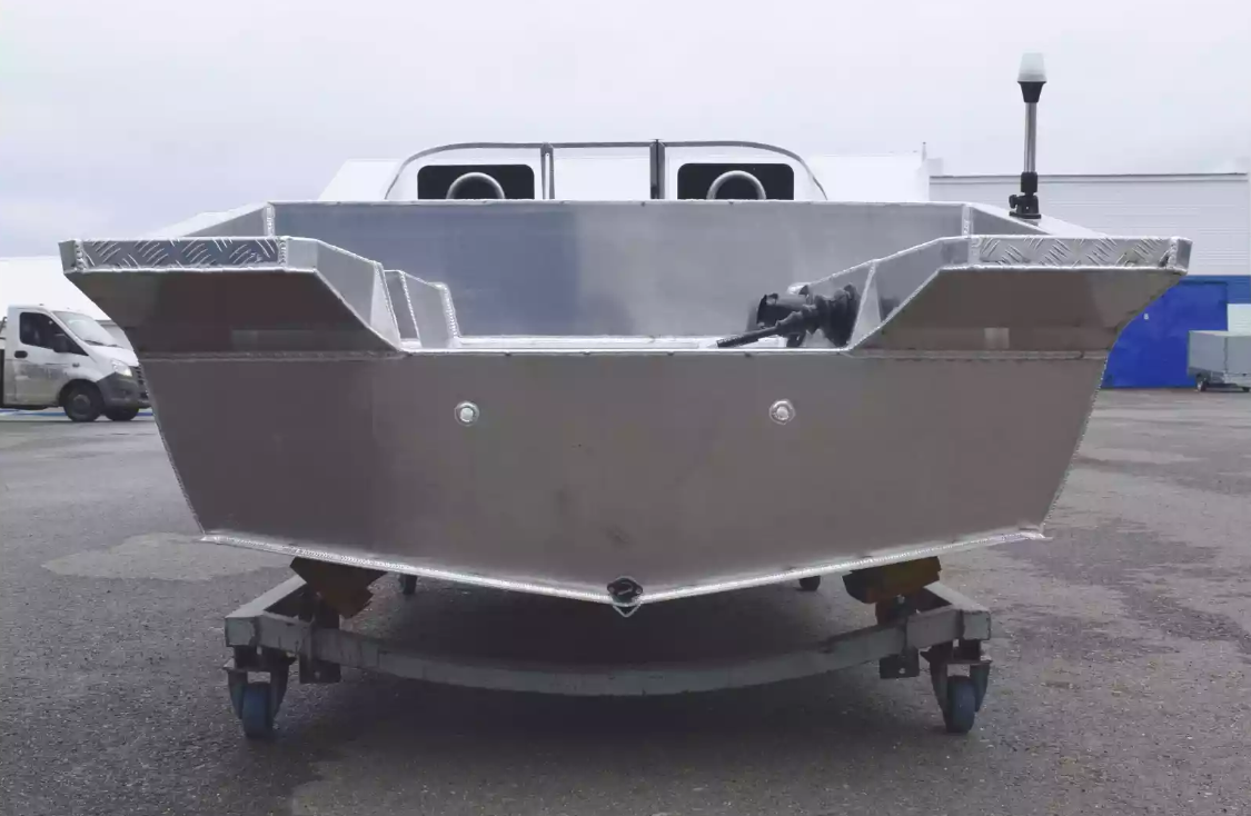 Алюминиевая лодка  Neman-400 PRO в Ангарске