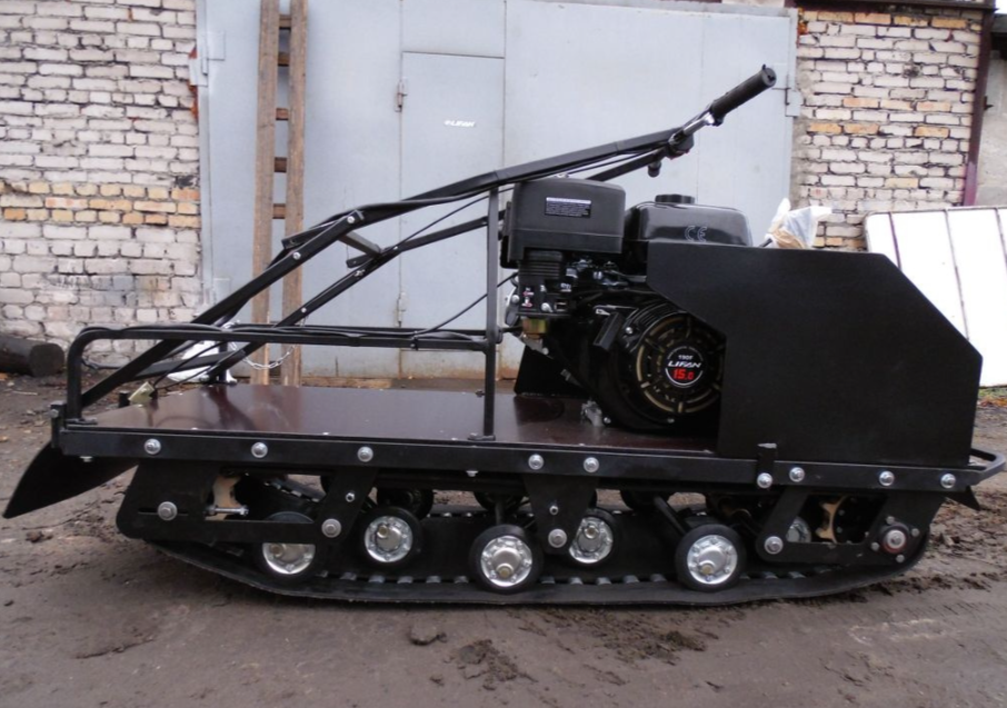 Мотобуксировщик AhtaR Зима 9 л/с с вариатором в Ангарске