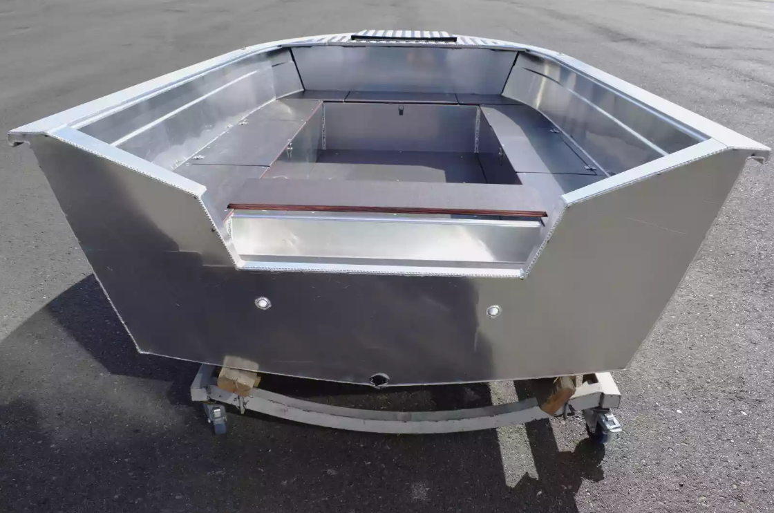 Алюминиевая лодка Неман-400 Р PRO в Ангарске