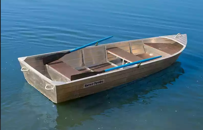 Алюминиевая лодка Вятка-Профи 37 в Ангарске