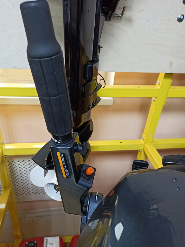 Лодочный мотор BREEZE F9,9S (4х тактный) в Ангарске