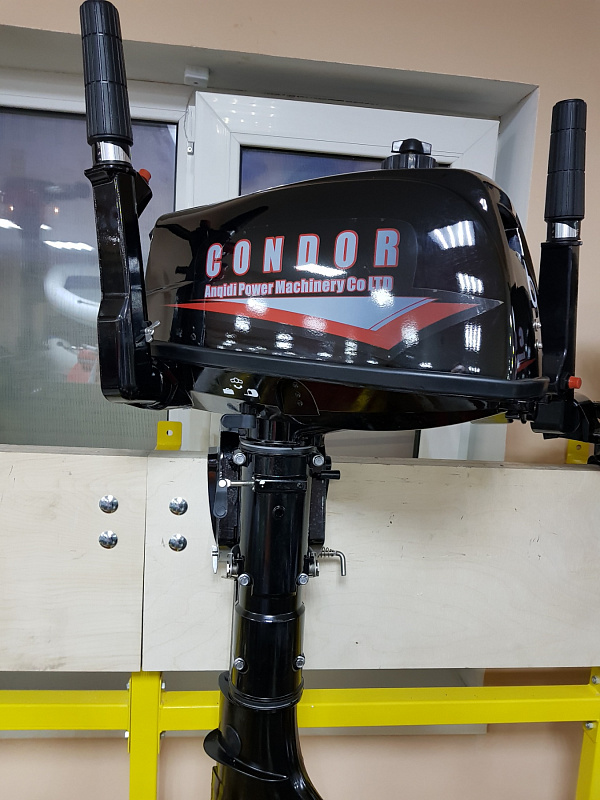 Лодочный мотор Condor T5HS без бака 12 л. в Ангарске