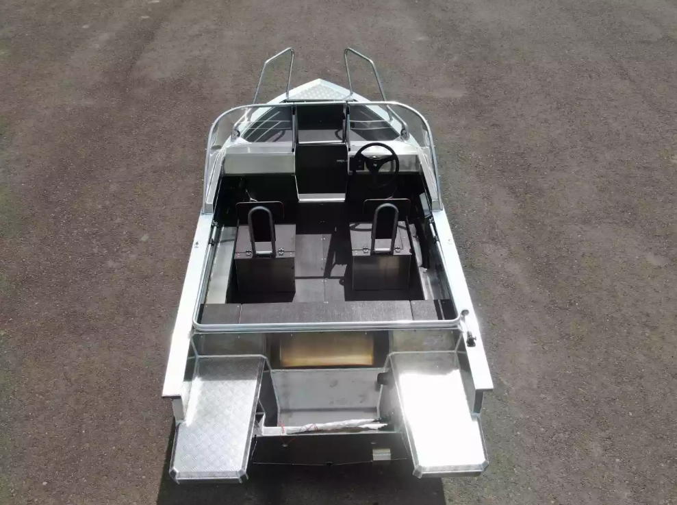 Алюминиевая лодка  Неман-400 DCM NEW в Ангарске