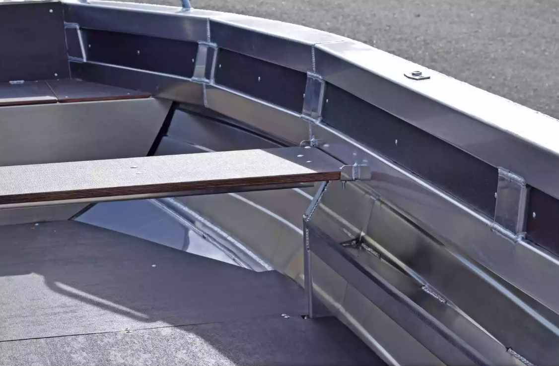 Алюминиевая лодка  Неман-480 Р в Ангарске