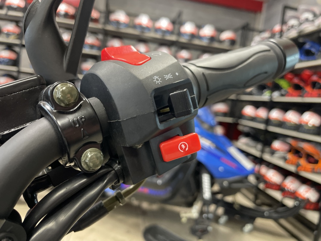 Мопед PROMAX CB150R (49) в Ангарске