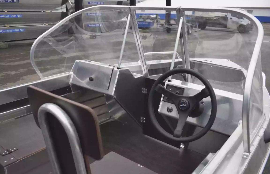 Алюминиевая лодка  Neman-400 DC в Ангарске