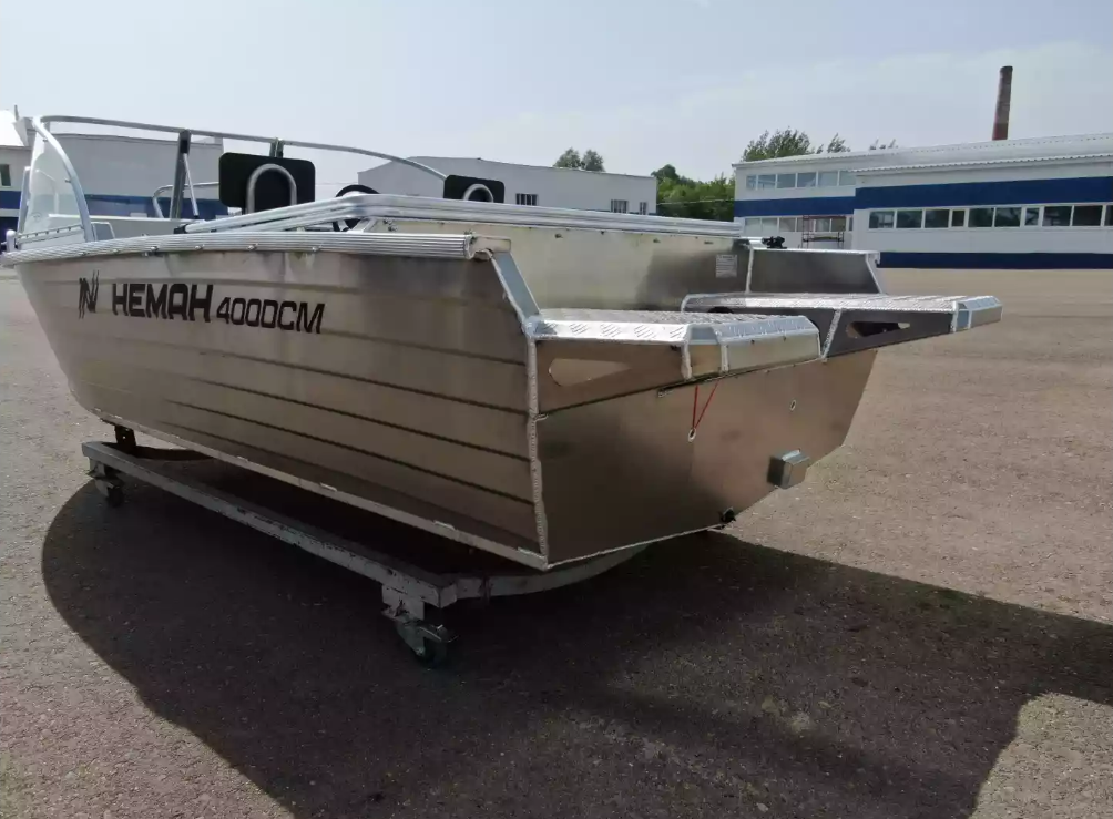 Алюминиевая лодка  Неман-400 DCM NEW в Ангарске