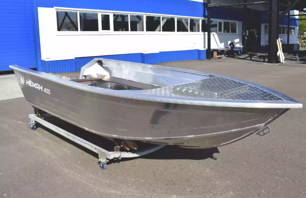 Алюминиевая лодка Неман-400 Р PRO в Ангарске