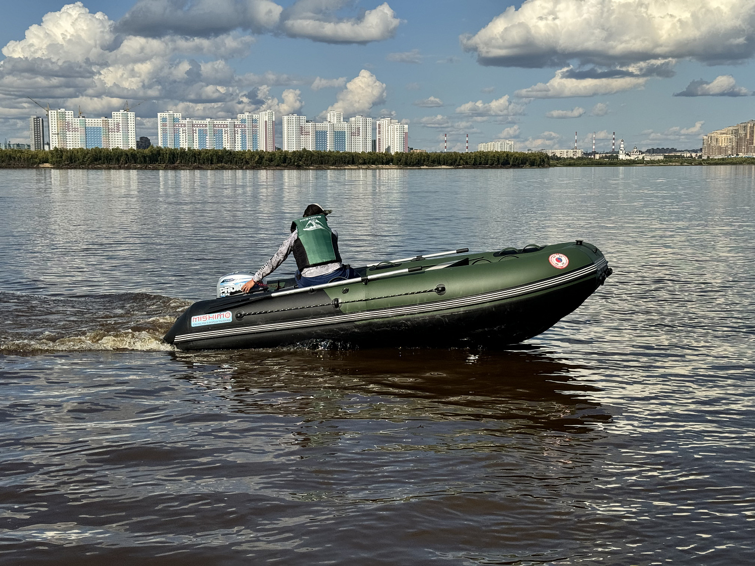 Лодка MISHIMO BIG FLOOR 400 в Ангарске