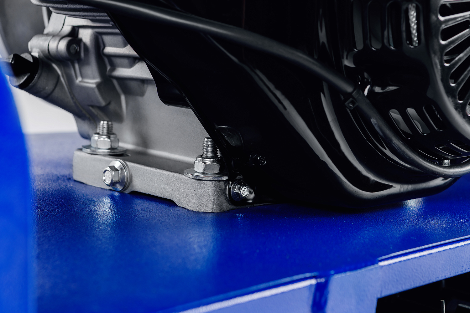 Мотобуксировщик SNOW DOG 17 с эл. запуском (DINKING) в Ангарске