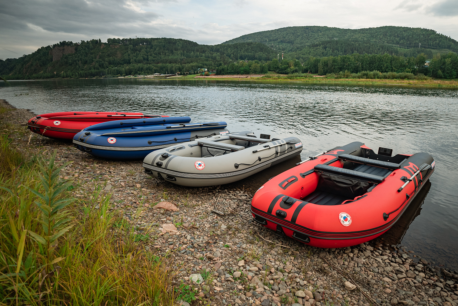 Лодка MISHIMO RIVER FJET PRO 400 под водомет в Ангарске