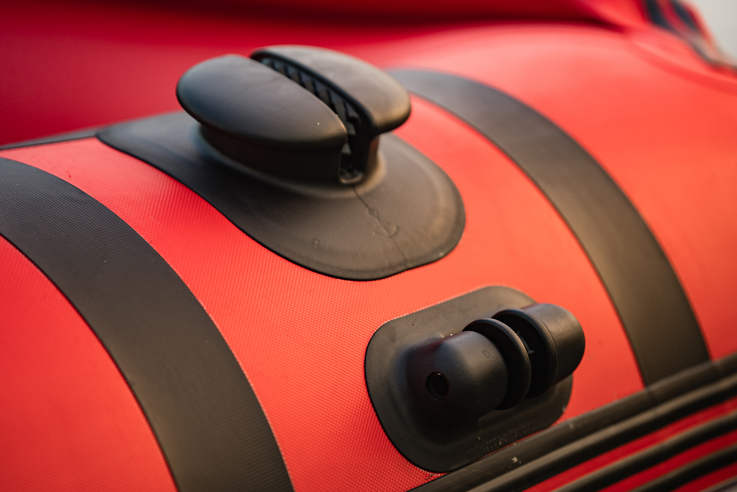 Лодка MISHIMO RIVER FJET PRO 400 под водомет в Ангарске