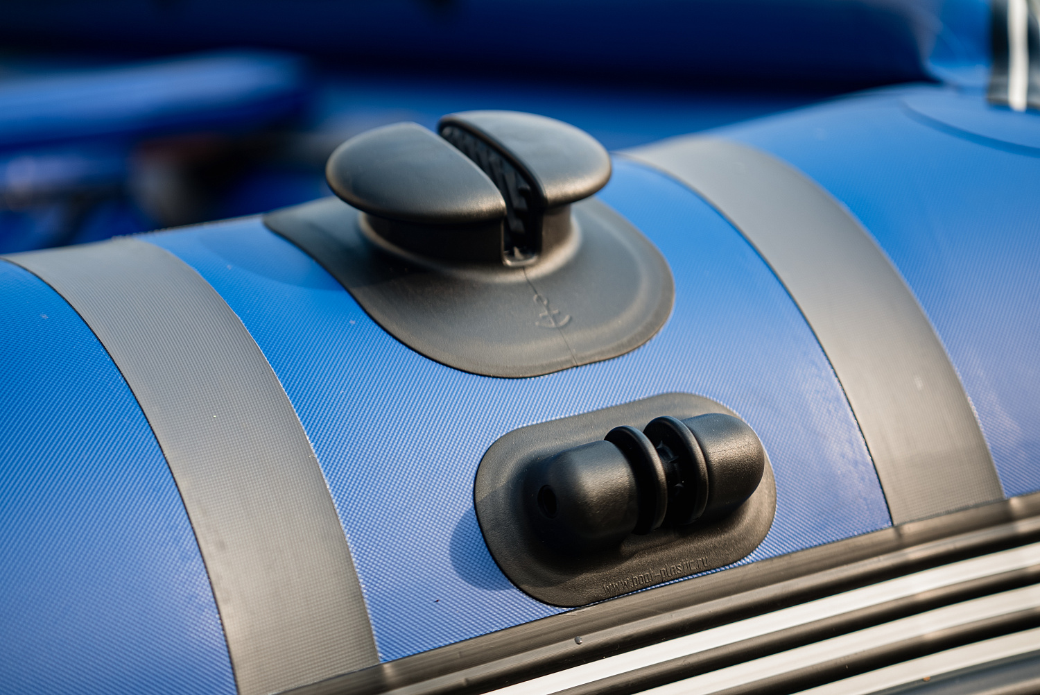 Лодка MISHIMO RIVER FJET PRO 400 под водомет в Ангарске