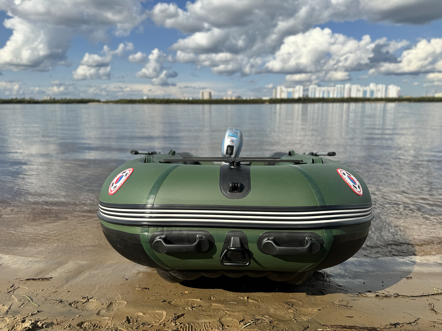 Лодка MISHIMO BIG FLOOR 400 в Ангарске