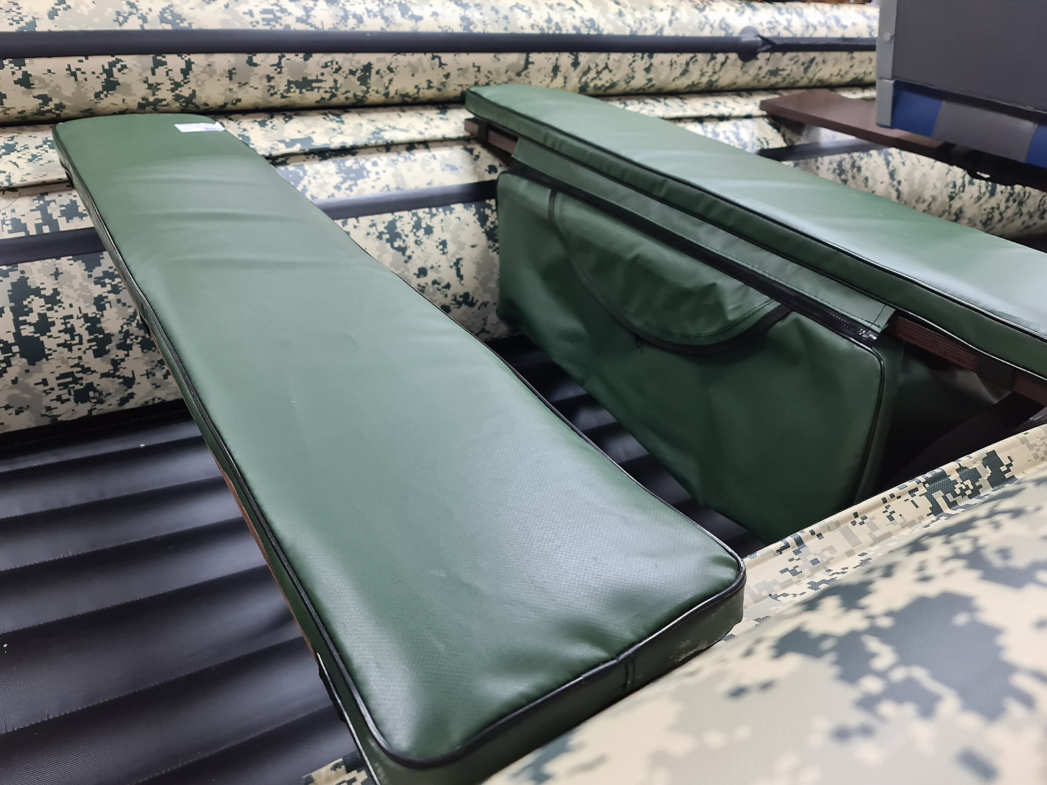 КОМПЛЕКТ МЯГКИХ НАКЛАДОК С СУМКОЙ ДЛЯ ЛОДОК 110Х20 ЗЕЛЕНЫЙ в Ангарске