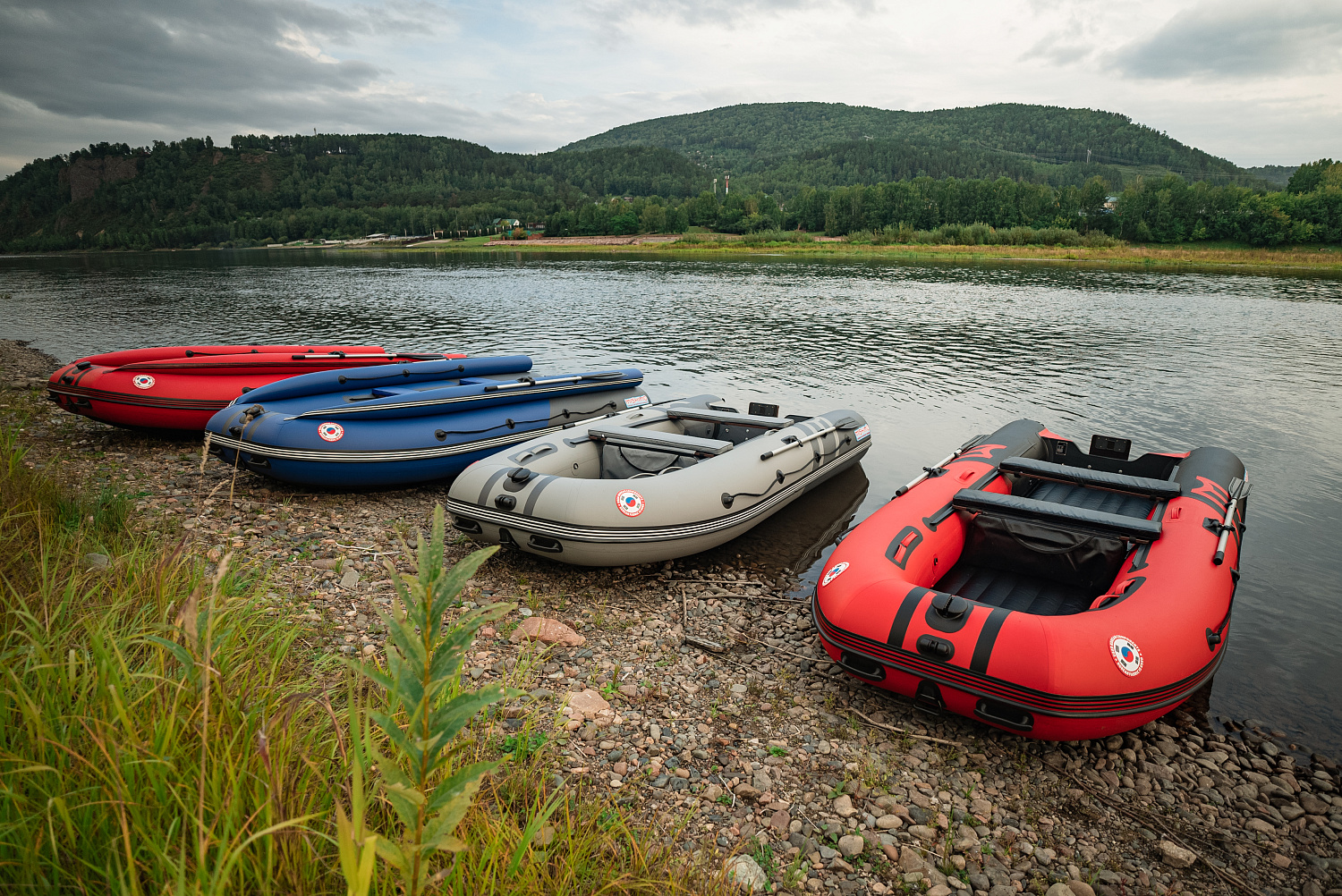 Лодка MISHIMO RIVER FJET PRO 400 под водомет в Ангарске