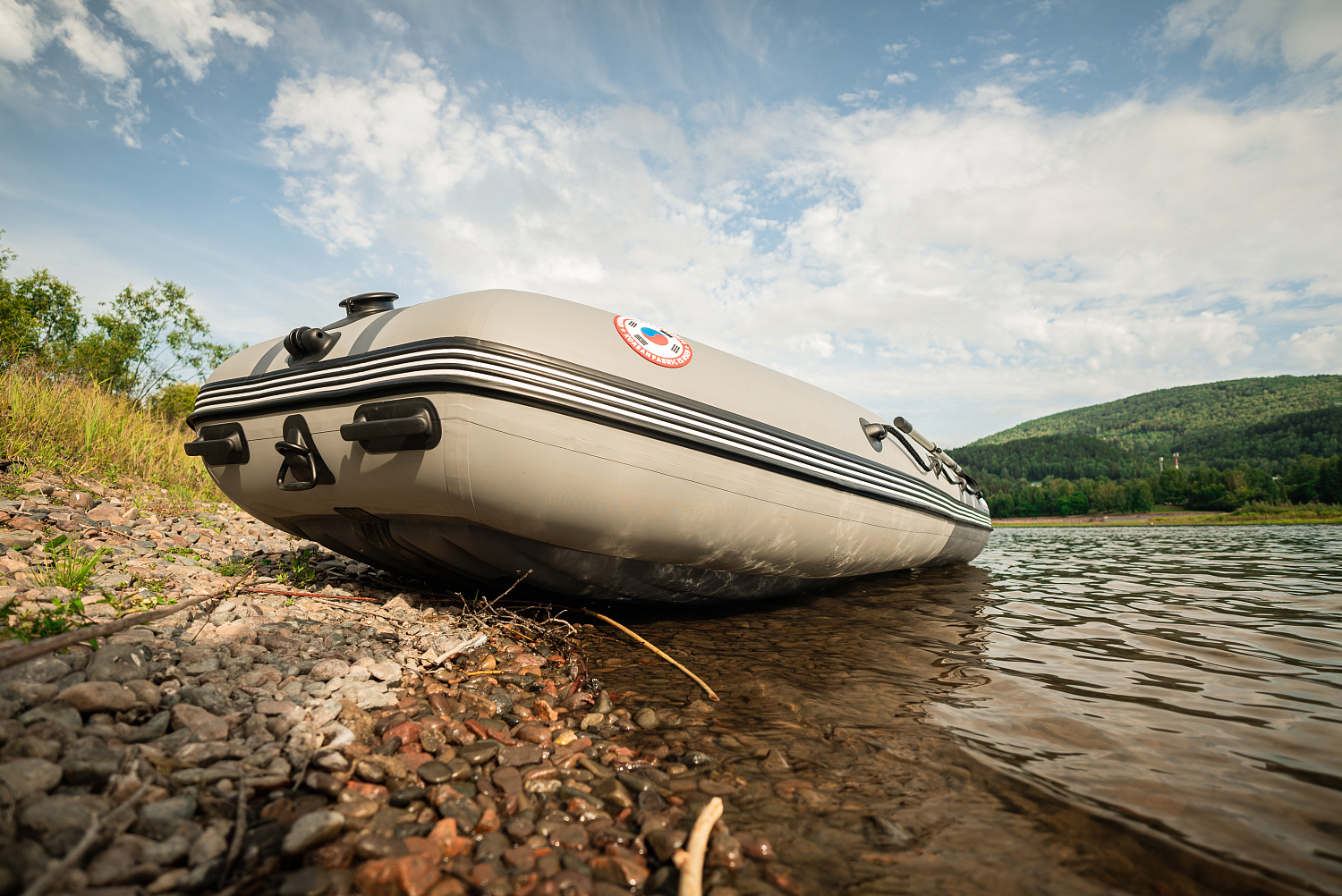 Лодка MISHIMO RIVER JET 390 под водомет в Ангарске