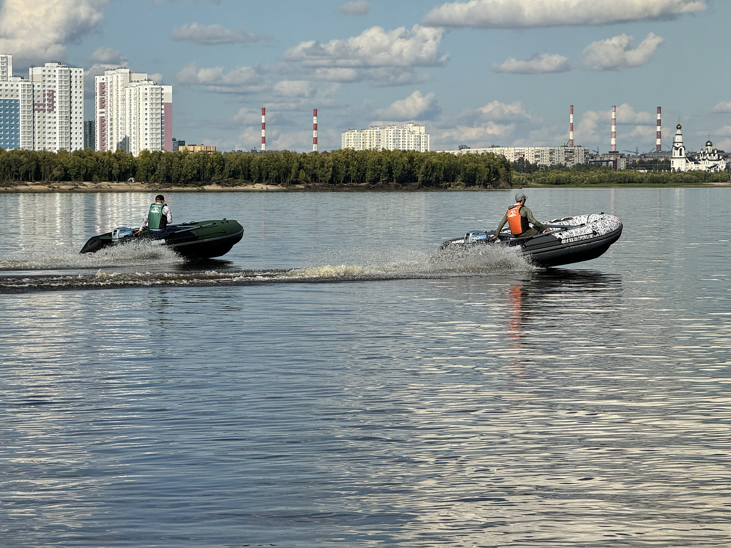 Лодка MISHIMO BIG FLOOR 440 в Ангарске