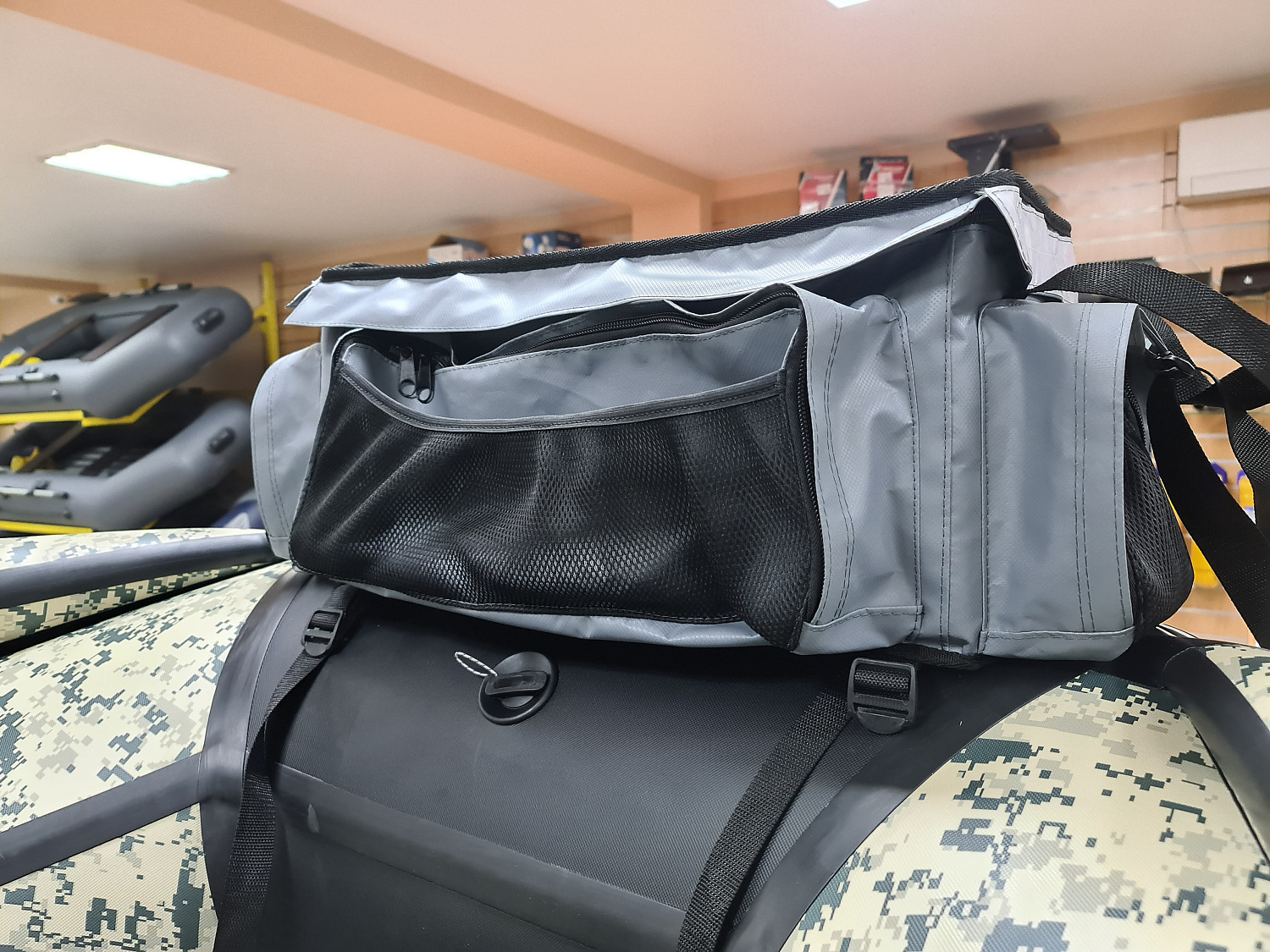 СУМКА ЛЮКС НА БАЛЛОН ДЛЯ ЛОДОК ПВХ 50Х25Х25 СМ в Ангарске