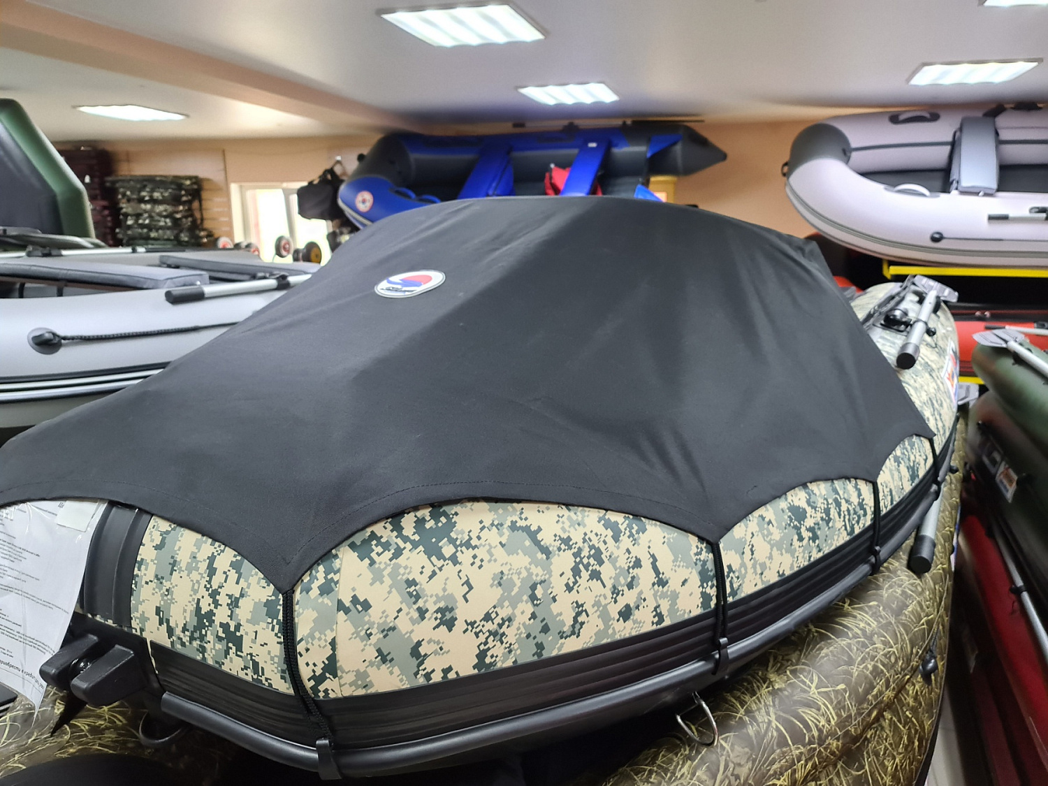 КОМПЛЕКТ НОСОВОГО ТЕНТА К ЛОДКЕ SMARINE AIR MAX 380 ЧЕРНЫЙ в Ангарске