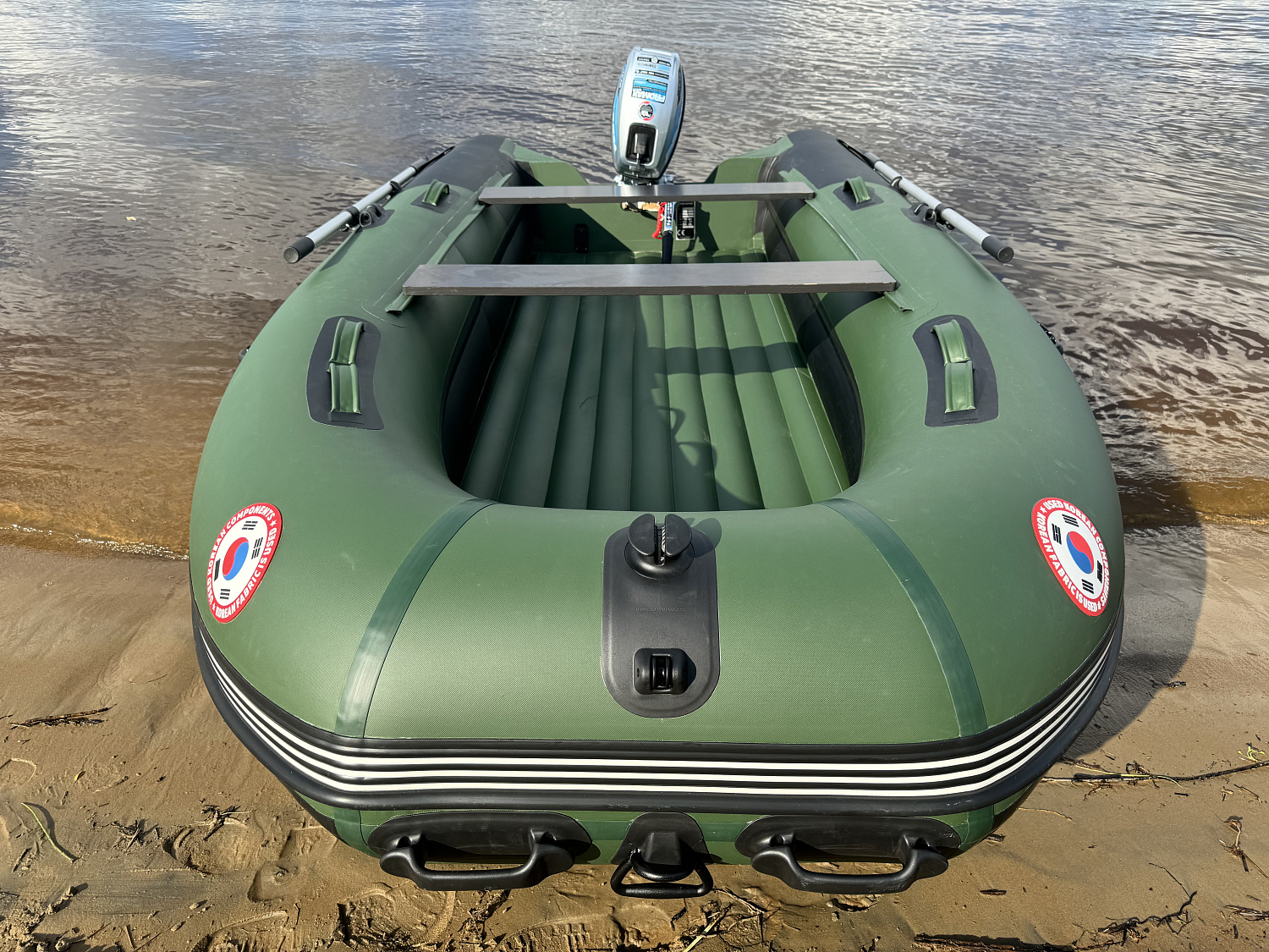 Лодка MISHIMO BIG FLOOR 400 в Ангарске